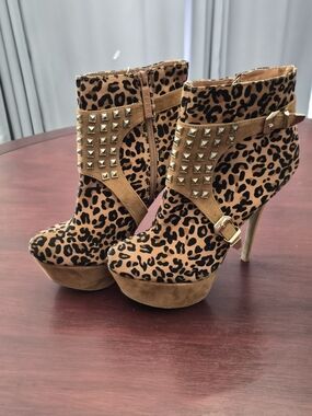 Leopard Print Studded Platform Ankle Boots - Women